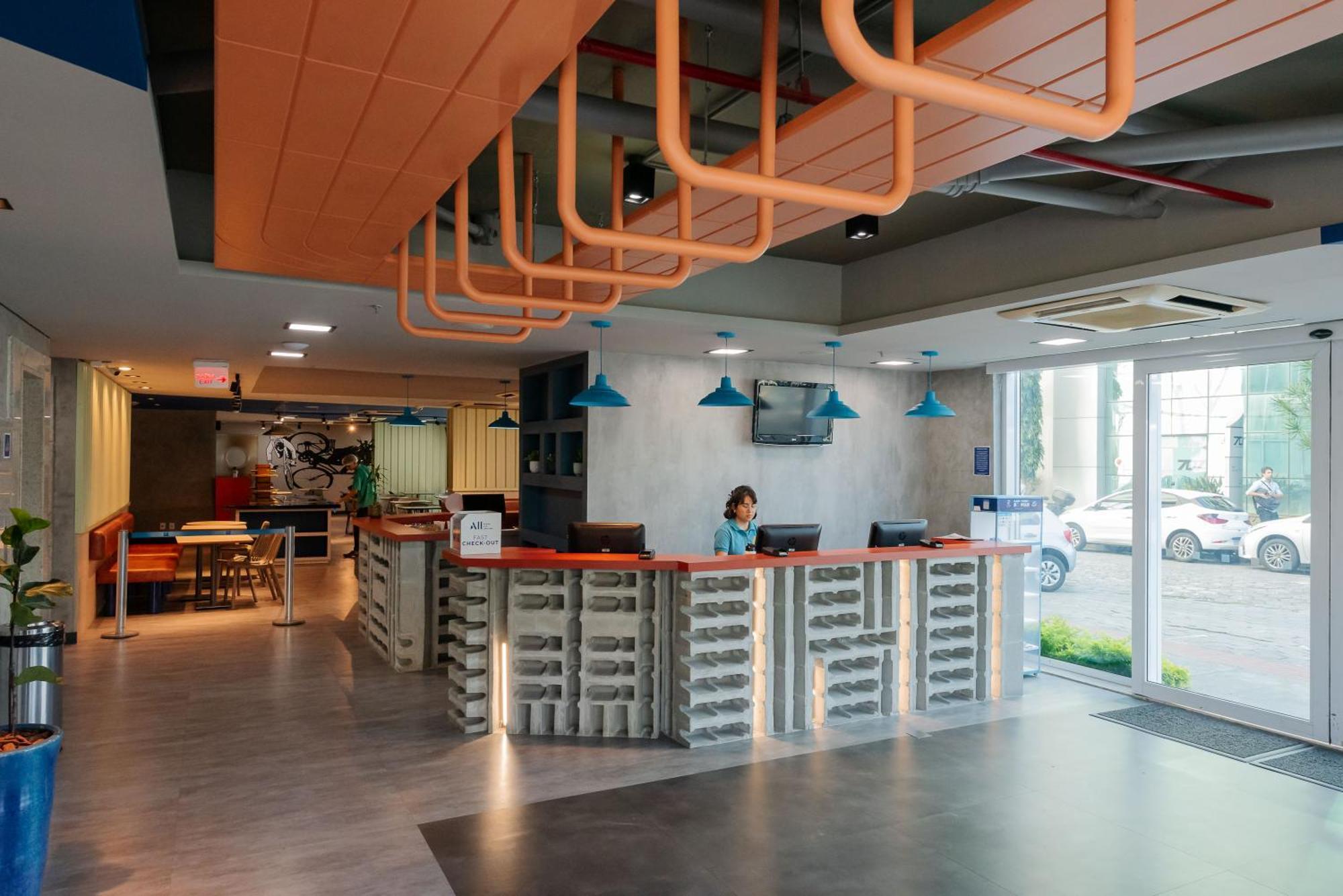 Ibis Budget Vitoria Exterior photo