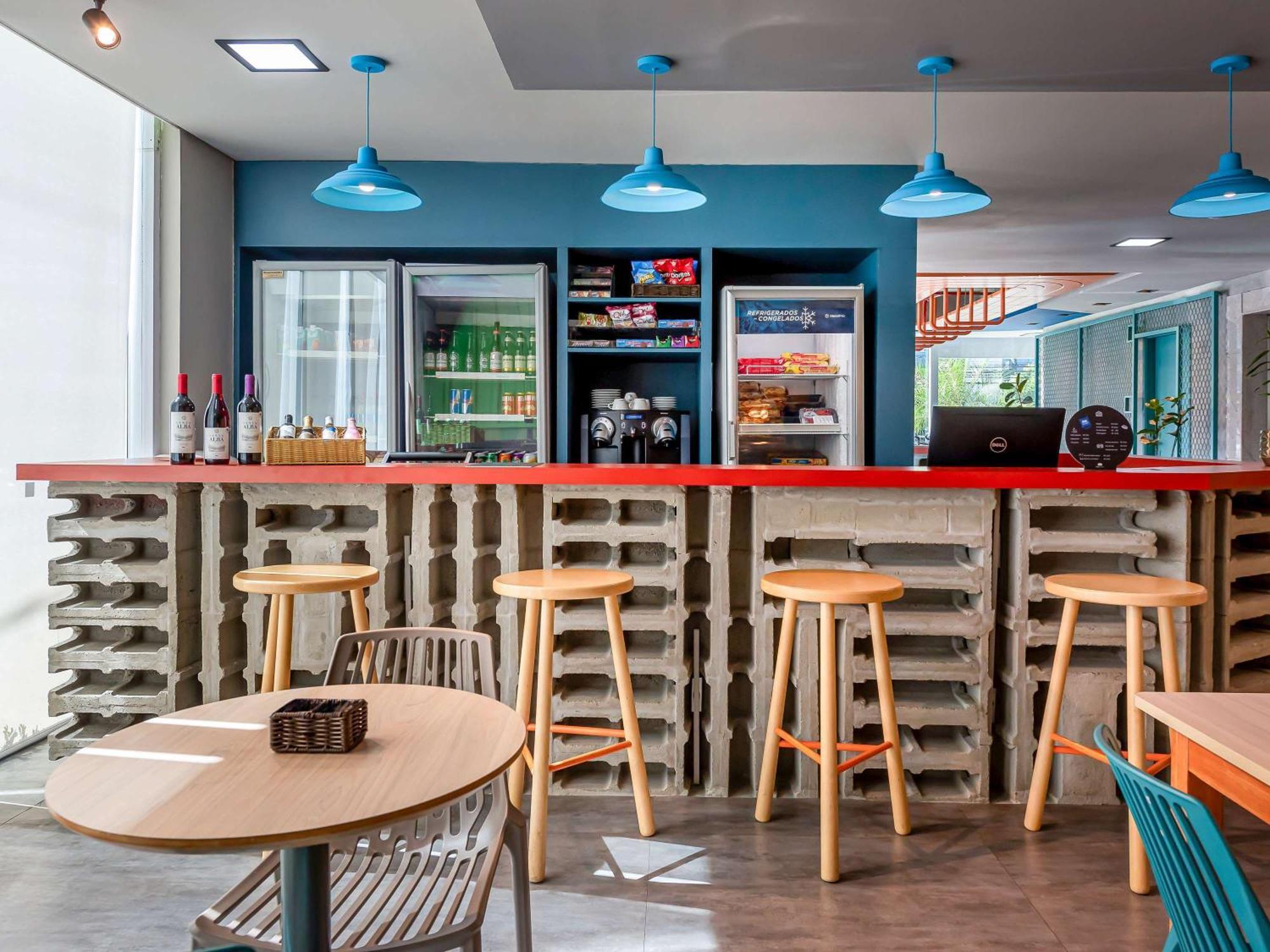 Ibis Budget Vitoria Exterior photo
